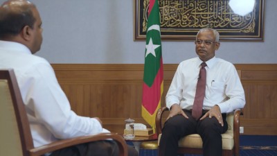 ކެމްޕެއިނަށް ނުކުންނެވުން، ރައީސަށް މަޖުބޫރުވި ހާލަތު!