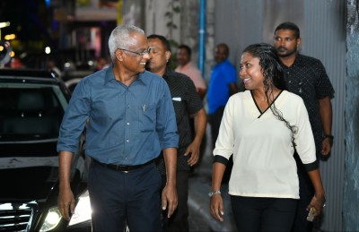 ގާނޫނުއަސާސީއާ ޚިލާފު ކަމަށް ބުނެ މަޖިލިހުން އެ ތިބީ ހުރިހާ ބިލެއް ހިފަހައްޓައިގެން: ރައީސް