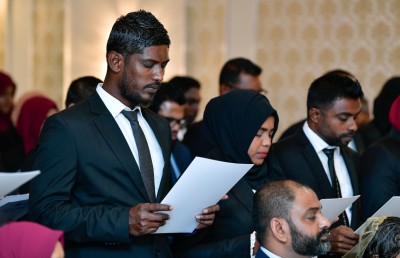 ގާނޫނީ ގޯސްތަކެއް ހަދާ ނަމަ ވަކީލުން ތެދުވަން ޖެހޭ: މުއިއްޒު