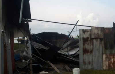 މުލަކުގައި ބަންނަމުން ދިޔަ ލޯންޗެއްގައި ރޯކޮށްލައިފި