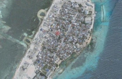 ހިންނަވަރުން ބޭރުގެ ބަޔަކަށް ބިމެއްދޭން އުޅޭތީ ރައްޔިތުން ކަންބޮޑުވުން ފާޅުކުރަަން ފަށައިފި