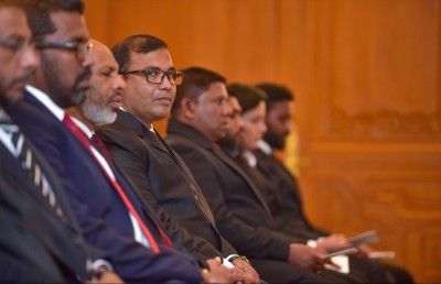 އިންތިގާލީ އަދާލަތުގެ ކޮމިޝަނެއް އުފައްދައި ބޮޑެތި ބާރުތަކެއް ދެނީ