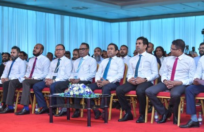 ކޮންގްރެސް ބާއްވައި ޕީއެންސީގެ އިސް މަގާމުތައް ހޮވަނީ