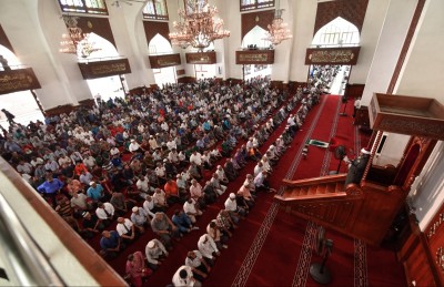 ވާރޭ ނުވެހި ގިނަ ދުވަސްވާތީ އިސްތިސްގާ ނަމާދުކޮށްފި