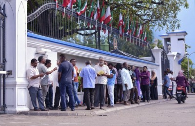 ހާދަ ބޮޑެތި މާލީ ބަދަލުތަކެއް! އެހެން ގޮތެއް ހަމަ ނެތީ؟!