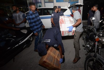 ގަލޮޅު ގެއަކުން ގިނަ އަދަދެއްގެ ބަނގުރަލާ އެކު މީހަކު ހައްޔަރުކޮށްފި