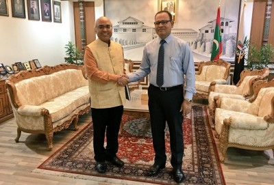 ޑިފެންސް މިނިސްޓަރާއި އިންޑިއާ ސަފީރު ބައްދަލުކުރައްވައިފި