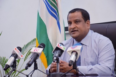 ނިމާލްގެ މައްޗަށް ދައުވާ ނުކުރަން ނިންމައިފި