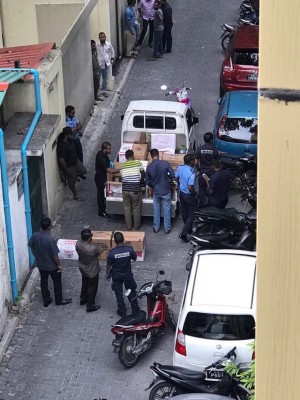 މާލޭގެ ހަތަރު ގެއެއް ބަލައި ފާސްކޮށް، 13 މީހަކު ހައްޔަރުކޮށްފި