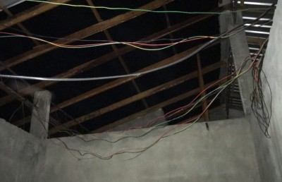 ނަގޫރޯޅިއެއް އަރައި ފޮނަދު އަށް ބޮޑެތި ގެއްލުންތަކެއް