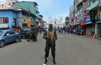 އަމާންކަމުގައި ދިހަ އަހަރު، އަނެއްކާވެސް ބިރުވެރިކަން