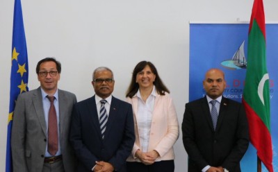 އީޔޫގެ ވަފްދުން ފޮރިން މިނިސްޓަރާ ބައްދަލުކޮށްފި