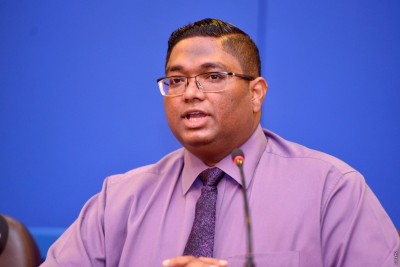 އިންތިހާބުގައި ވަކި މީހަކަށް ކުރިމަތިލެވޭނެ ކަމަށް ބުނުމުގެ ބާރެއް އދ. އަކަށް ނެތް: އަނިލް