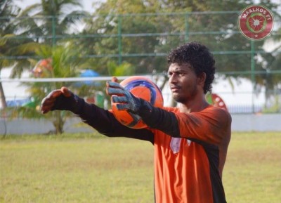 މާޅޮހުގެ ގޯލްކީޕަރު އިބޫ ވެލެންސިއާއަށް