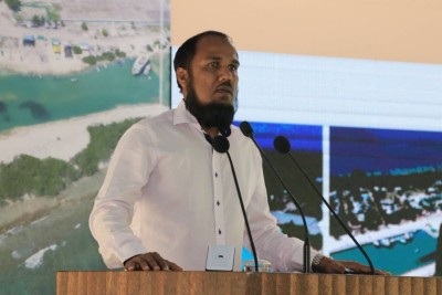 އިޖުތިމާއީ ކަންކަމުން މެޑަމް ފާތުން ވަނީ ރައްޔިތުންގެ ލޯބި ހޯއްދަވާފައި: މައުރޫފް