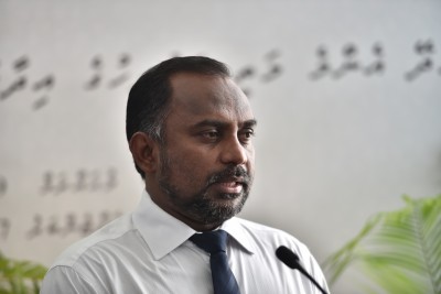 ޒަކާތު ފަންޑުން ސްކޮލާޝިޕް ދޭން ނިންމައިފި
