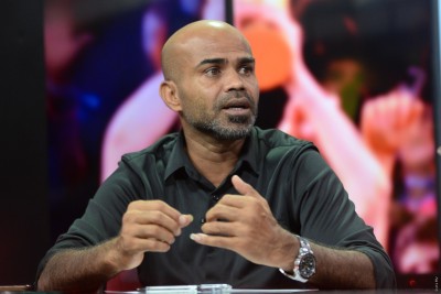 ވޯލްޑް ކަޕް ޓްރޮފީ ރާއްޖެ ގެނައުމުން ދިވެހި ފުޓްބޯޅައަށް ކުރިއެރުންތަކެއް އަންނާނެ: ނިޒާމްބެ