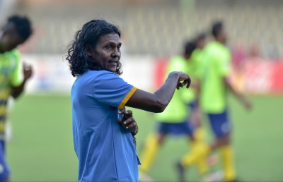 ފުޓްބޯޅައިގެ ޖީލެއް ބިނާކުރުމުގެ ޒިންމާ ކުޑަހީނާ އަށް