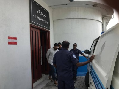 ނަން ނޯޓްކޮށްފައިވަނިކޮށް ނޫސްވެރިން ނުވައްދައި ޝަރީއަތް ކުރިއަށް ގެންގޮސްފި