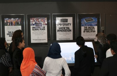 މެލޭޝިއާގެ ސަފީރު ވިސާމް ލިމްކޮކްވިން ޔުނިވަސިޓީގެ ރައީސްއާ ބައްދަލުކުރައްވައިފި