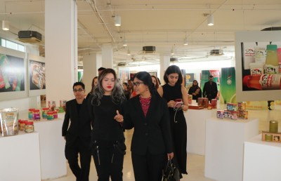 މެލޭޝިއާގެ ސަފީރު ވިސާމް ލިމްކޮކްވިން ޔުނިވަސިޓީގެ ރައީސްއާ ބައްދަލުކުރައްވައިފި