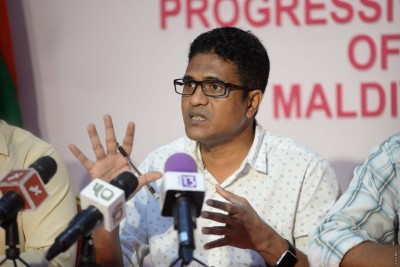 ނޫސްވެރިންގެ ދިފާއުގައި ނިހާން، "ނޫސްވެރިންނަށް ލިޔެވޭނެ"