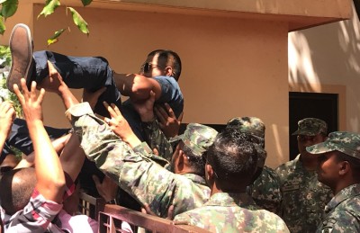 ލަދެއް ނެތް، އަގެއް ނެތް މަޖިލިސް މާޒީއަށް