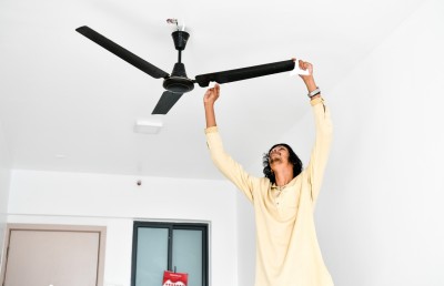 ހަ ފޫޓު 11 އިންޗި: އަހަރެން އަދިވެސް ދިގުވަނީ