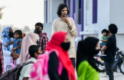 ހަ ފޫޓު 11 އިންޗި: އަހަރެން އަދިވެސް ދިގުވަނީ