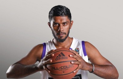 ނުކުޅެވޭނެ ކަމަށް ބުނެ ބާކީކޮށްލި އަމްޒަރު ބާސްކެޓްގެ އެންމެ އުހަށް