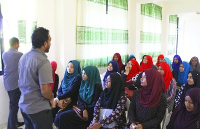 ސްޓޫޑަންޓް ޔޫނިއަން އިން ކުޅުދުއްފުށީ ކެމްޕަހުގެ ދަނާލުގައި ތިބި ދަރިވަރުންނާ ބައްދަލުކޮށްފި