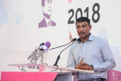 މި ސަރުކާރާ ދެކޮޅަށް އެތެރެއިން އަދި ބޭރުން ވެސް މަސައްކަތްކުރާ މީހުން ދުރުކުރާނަން: ރިޔާޒް ރަޝީދު