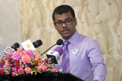 ކޮންމެ ބަޣާވާތަކުންވެސް އިތުރުވީ ރައީސް ޔާމީންގެ އިތުބާރު: ހެލްތު މިނިސްޓަރު
