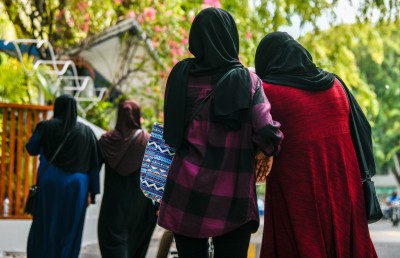 ދަރިމައިވާ ރޭޓް އަދިވެސް ދަނީ ދަށަށް