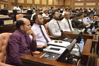 ހުކުމް ވަރަށް ސާފު، 12 މެމްބަރުންނަށް ޖަލްސާގައި ބައިވެރިވެވޭނެ: އަމީން އާންމު