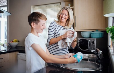 ދަރިންނަށް ފައިސާ ދީގެން މަސައްކަތްކުރުވަން ވާނެތަ؟