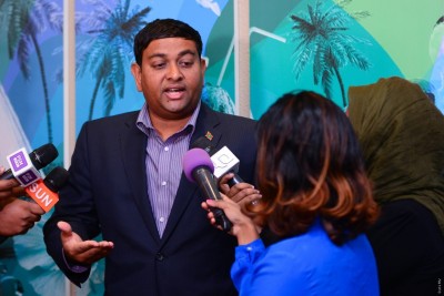 ފޯރީގައި ކަމެއް ކޮށްފިނަމަ އެބަޔަކާ ގާނޫނު އަރާ ހަމަކުރާނެ: ޑރ. ޝައިނީ