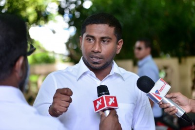 ކުރި ޓްވީޓަކާ ގުޅިގެން މަހްލޫފް ފުލުހަށް ހާޒިރުވާން އަންގައިފި