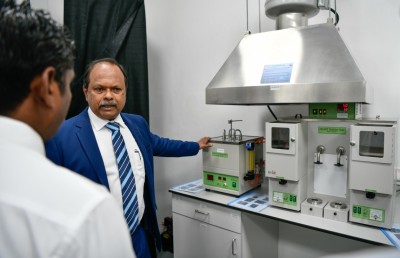 ރާއްޖެ އެތެރެކުރާ ތެޔޮ ޓެސްޓް ކުރާ ލެބޯޓްރީއެއް އެސްޓީއޯއިން ހުޅުވައިފި