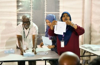 އޮޅުންބޮޅުން: އާ މަޖިލިހުން އެކަންކަން ބަލަން ޖެހޭނެ!