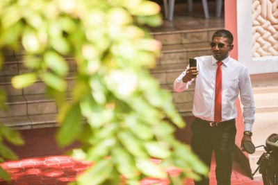 އަނެއްކާވެސް ޓްވީޓްތަކެއްގެ މައްސަލާގައި މަހޫލުފު ޕޮލިހަށް ހާޒިރުވާން އަންގައިފި