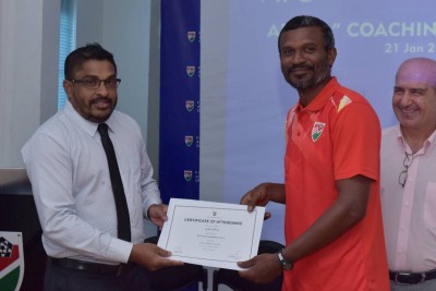 ނުވަ ކޯޗަކު އޭއެފްސީ އޭ ލައިސަންސް ފުރިހަމަކޮށްފި