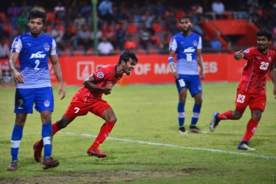 ބެންގަލޫރަށް މުހިންމު މޮޅެއް، ޓީސީގެ ހިތްވަރު ގޯހެއް ނޫން