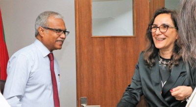 އދގެ އިންސާނީ ހައްގުތަކާބެހޭ ކޮމިޝަނުގެ މަންދޫބާ ފޮރިން މިނިސްޓަރު ބައްދަލުކުރައްވައިިފި