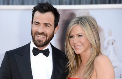 ޖެނިފާ އެނިސްޓަންގެ ކައިވެނި ރޫޅިއްޖެ