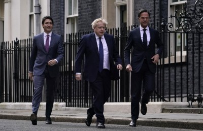 ރަޝިޔާގެ ތެލާއި ގޭހުގެ މައްސަލައިގައި ޔޫރަޕް އެމެރިކާއާ ދުރަށް