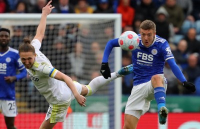 ވާޑީގެ ކަކުލަށް އަނިޔާވެ މުހިއްމު މެޗުތަކެއް ގެއްލެނީ