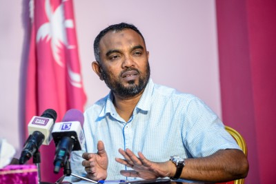 އިދިކޮޅަށް ރިޔާސީ ކެންޑިޑޭޓަކު ނުނެރެވޭނެ: އަލީ އާރިފްް