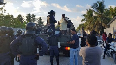 އައްޑޫ ސިޓީގެ ޑެޕިއުޓީ މޭޔަރާއެކު ހައްޔަރުކުރި މީހުން ދޫކޮށްލައިފި