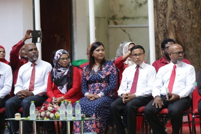 ޓެބްލެޓް ހޯދަން ހަވާލުކުރުމުގައި ކޮރަޕްޝަނެއް ނެތް: އޭސީސީ